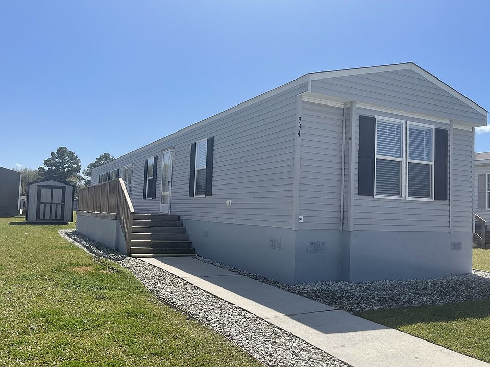 1st image of 920 Century Plaza Dr #40
