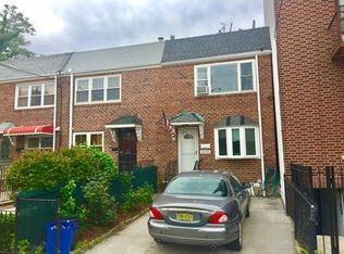 2324 41st St, Astoria, NY 11105