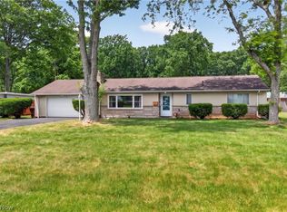 147 Georgette Dr, Grafton, OH 44044