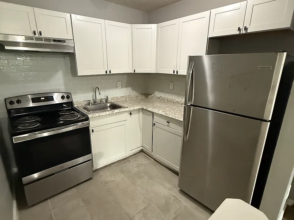 78 Homeside Ave #1