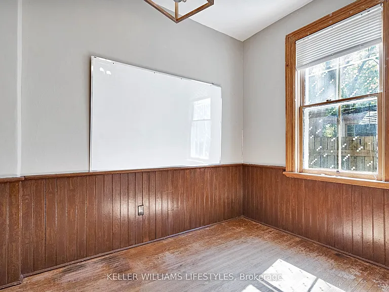 421 Central Ave — Photo 24