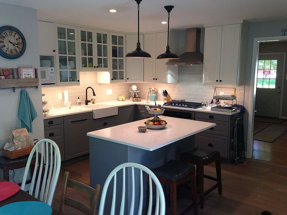 2nd image of 227 Nancy Pl