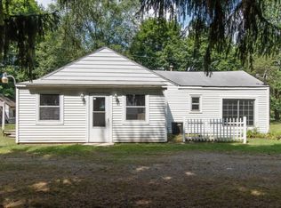 11894 S Sprinkle Rd, Vicksburg, MI 49097