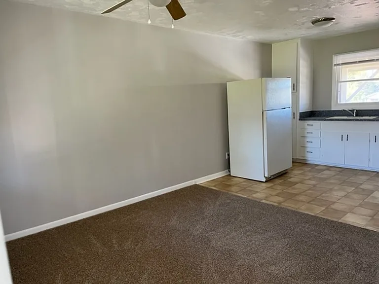 1591 Zener St — Photo 5