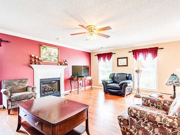 3rd image of 3311 Spindletop Ct