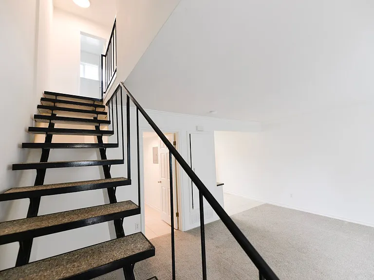 34036 Amber Lantern St — Photo 5