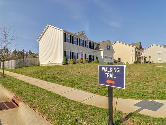 2nd image of 3641 English Garden Dr