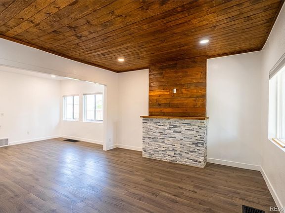 4th image of 1362 Newton Street