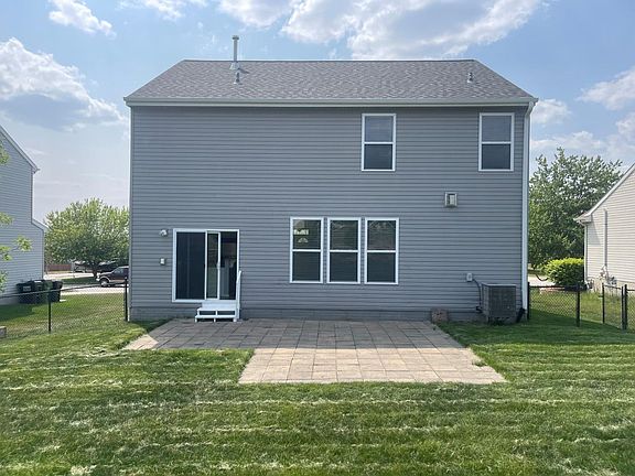 2nd image of 2309 Lakewood Dr