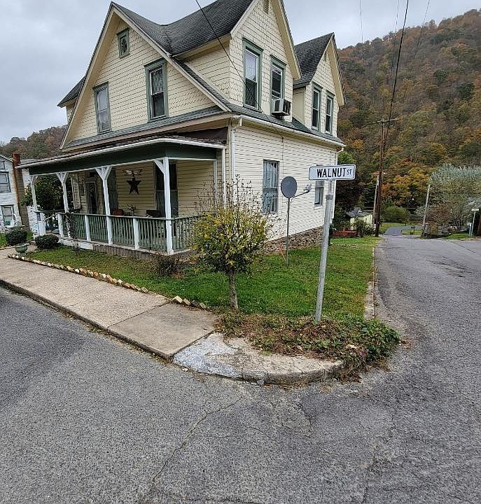 115 Walnut St, Rowlesburg, WV 26425 MLS 10146454 Zillow