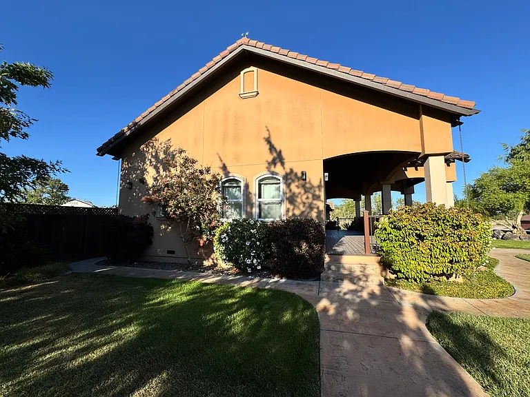 3294 Stony Point Rd — Photo 36