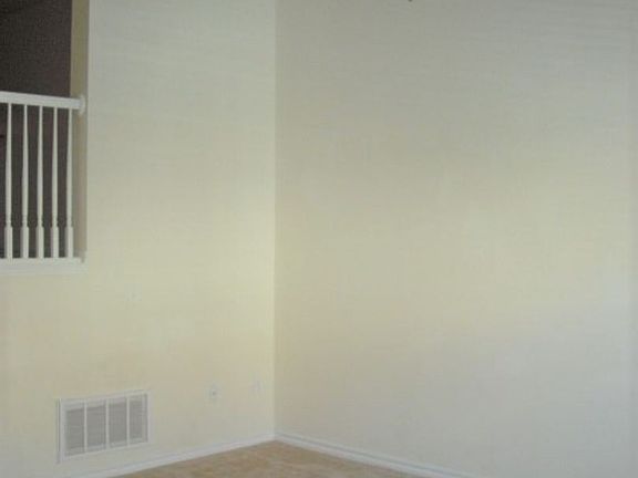 3rd image of 3 Fuller Cir