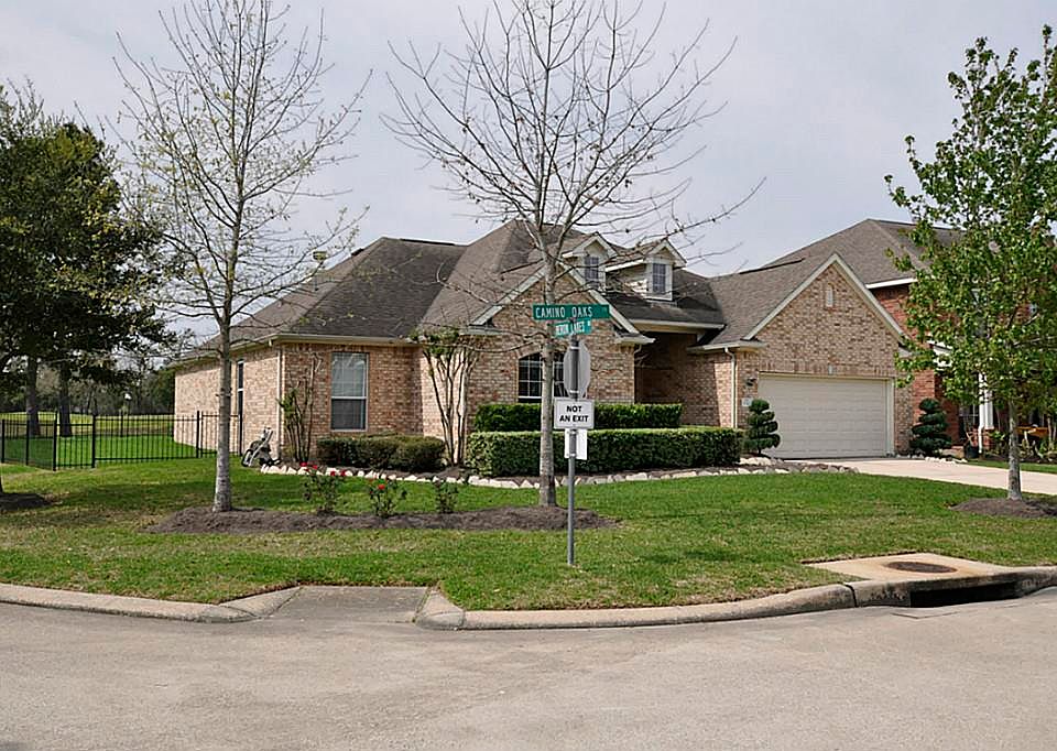 1st image of 11103 Camino Oaks Dr