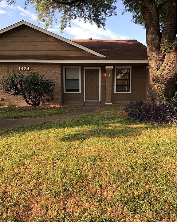 1st image of 1424 W Braker Ln #A