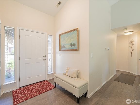 5th image of 13810 56th Drive SE