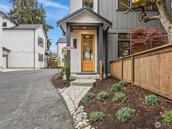 9315 132nd Avenue NE, Kirkland, WA 98033