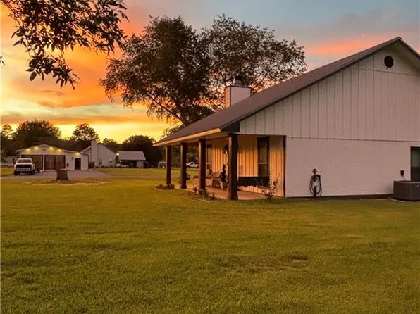 37110 Weiss Rd, Denham Springs, LA 70706