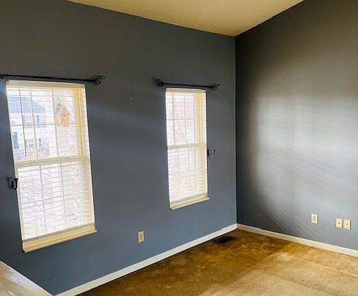 3rd image of 2509 Hilliard Dr