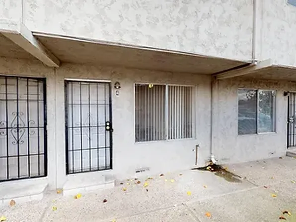 1300 Ensenada Dr #7, Modesto, CA 95355