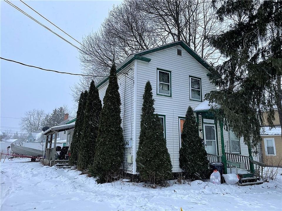 121 Osborne St, Auburn, NY 13021 Zillow