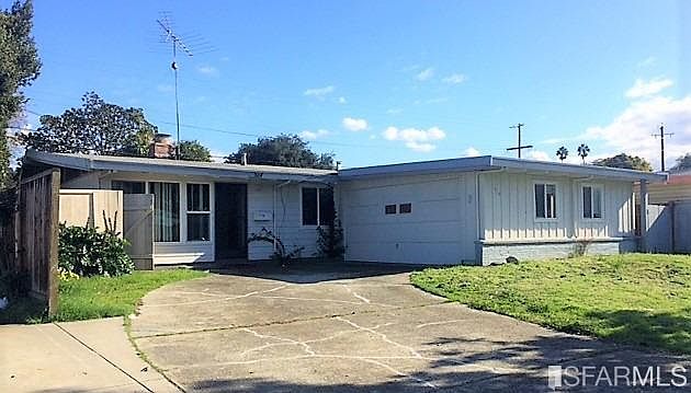 1st image of 314 Hiddenlake Dr