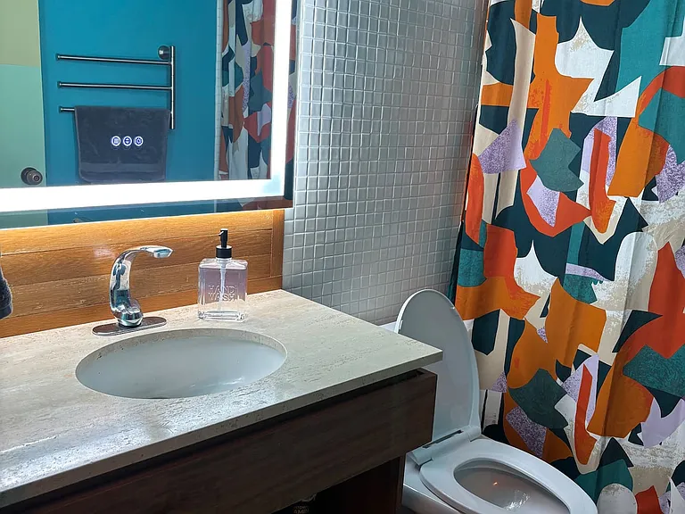 1750 Kalakaua Ave #205 — Photo 31