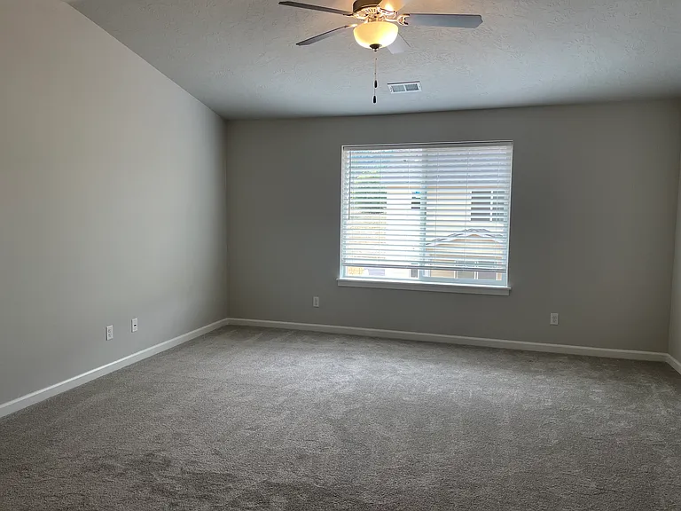 7170 SE Sarah Dr — Photo 24