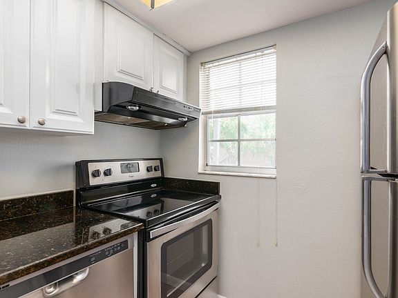 3rd image of 4507 S Oak Dr Unit P22