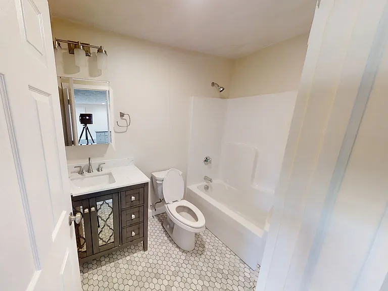 1067 Mendon Rd — Photo 7