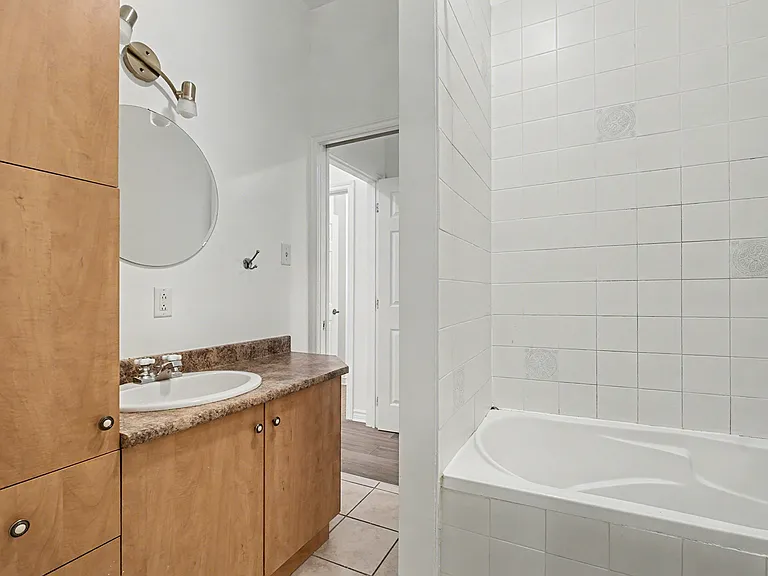 64 Genest St — Photo 10