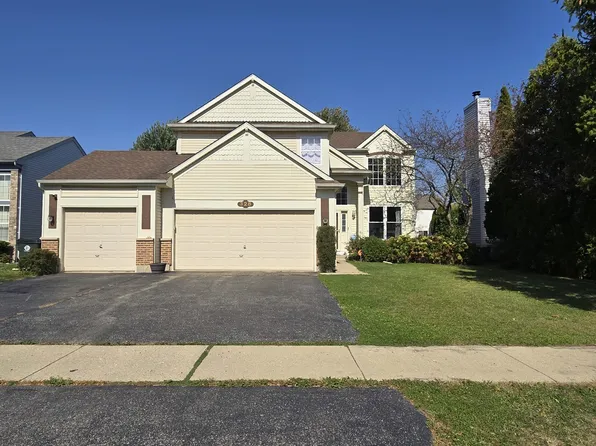 328 Deer Run Dr, Hainesville, IL 60030