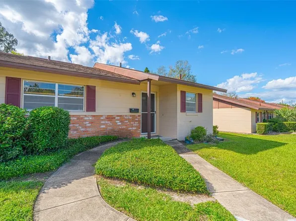 5 Villa Villar Ct #50, Deland, FL 32724