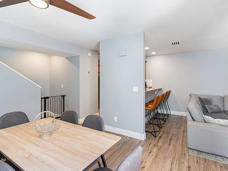 1460 Sheafe Ave NE #111 — Photo 12