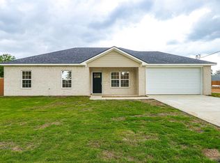 71 Short St, Gilmer, TX 75645
