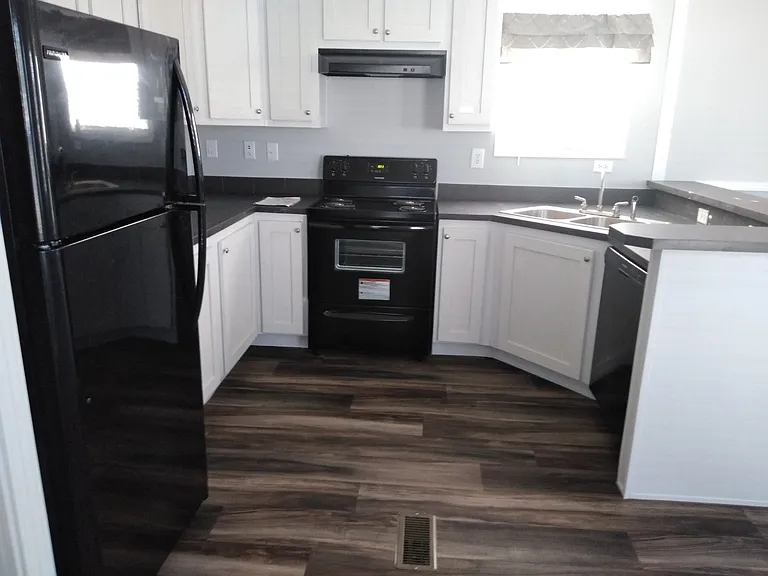Sandhill Shores — Photo 17