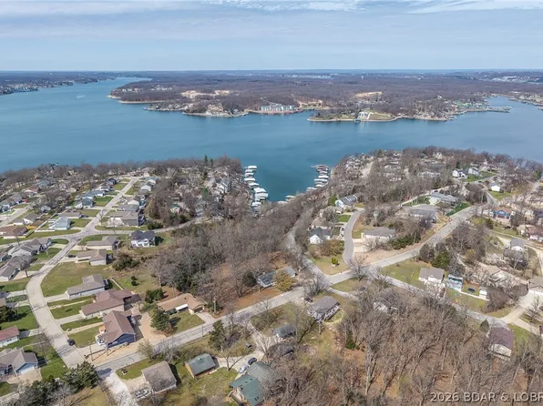 4571 Deer Run Dr, Osage Beach, MO 65065