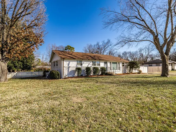 2936 Lyndale Dr, Nashville, TN 37207