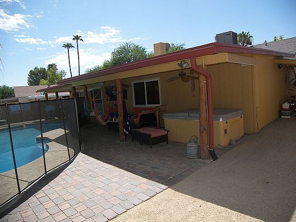 4th image of 4544 E La Puente Ave