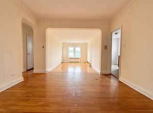 438 Ocean Pkwy #2B, Brooklyn, NY 11218