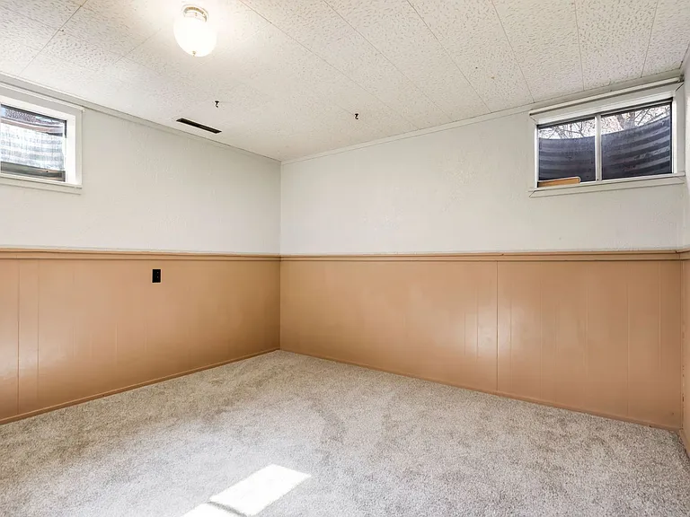 404 Cornell Ave — Photo 20