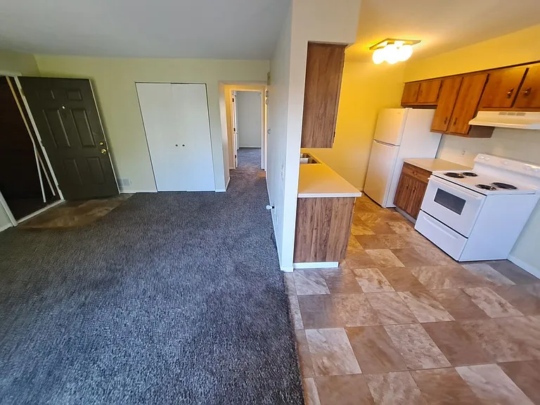 2796 Willow Dr #5 — Photo 6