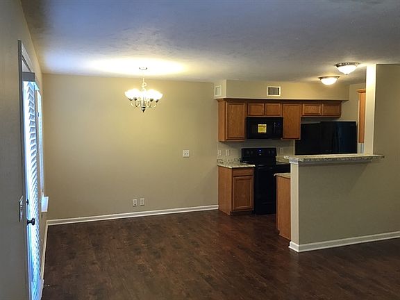 4th image of 1506 James Gafford Dr
