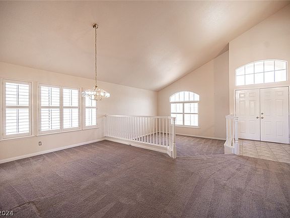 5th image of 960 Cedarcliff Ave