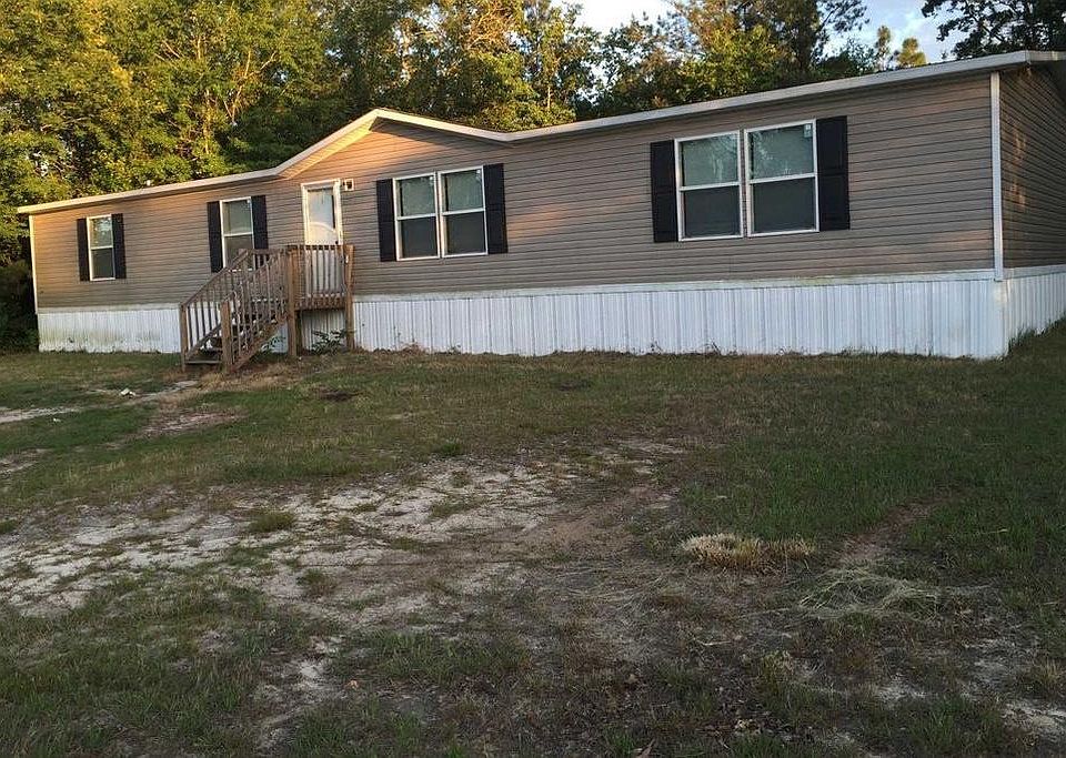 Large secluded lot in culdesac!