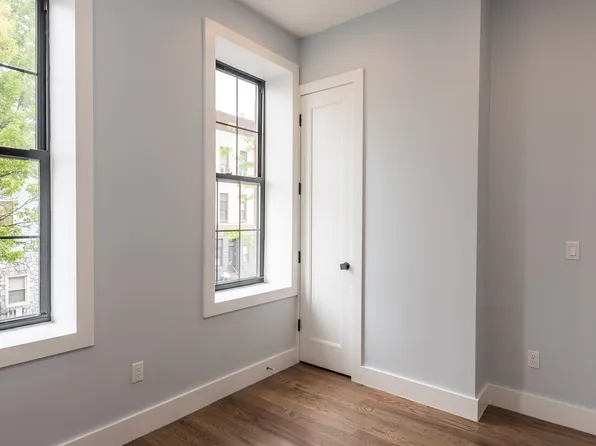 364 Palmetto Street image 4 of 12