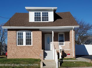 260 County Rd, Cliffwood, NJ 07721