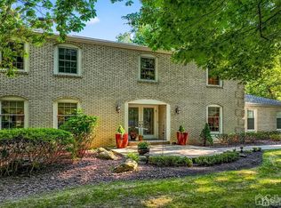 14 Crommelin Ct, East Brunswick, NJ 08816