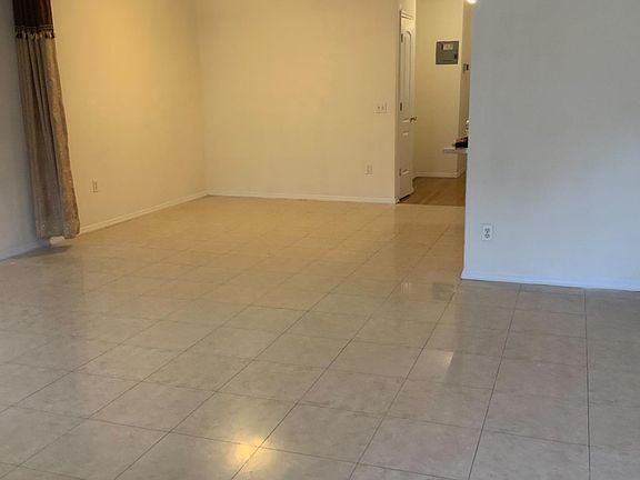 4th image of 1930 84th St Floor 1
