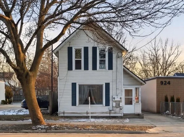 914 Fulton St W, Grand Rapids, MI 49504