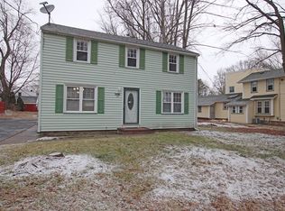 116 Chestnut Ridge Rd, Rochester, NY 14624